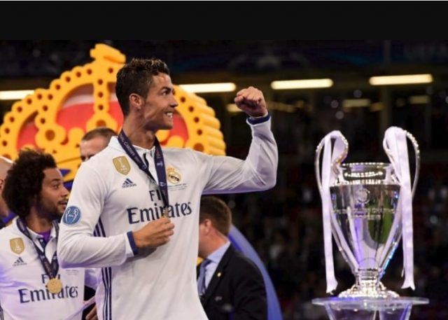 Trophy presentation ceremony - Real Madrid Champions League Final Cardiff 2016-2017 Adidas Home Shirt Ronaldo 7